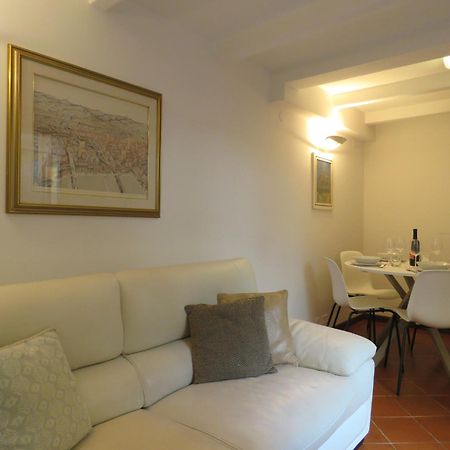 Cesare Battisti Apartment Bologna Esterno foto
